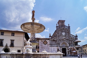 Prato - Piazza Duomo Prato - Piazza Duomo